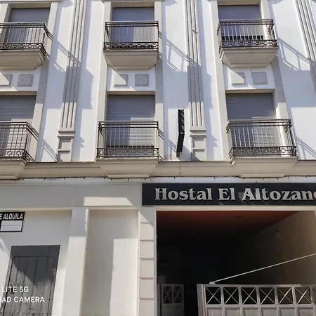 Hostal El Altozano Apartamento Montánchez